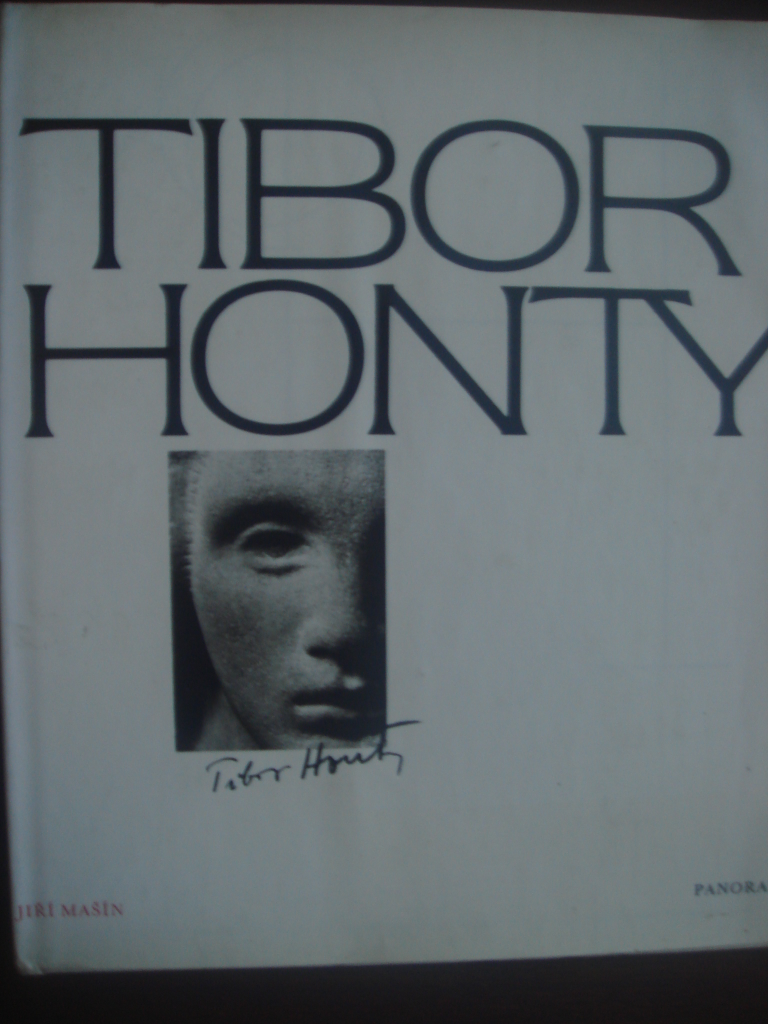 zobrazit detail knihy Honty, Tibor: Tibor Honty  vbr fot. z celoivotn